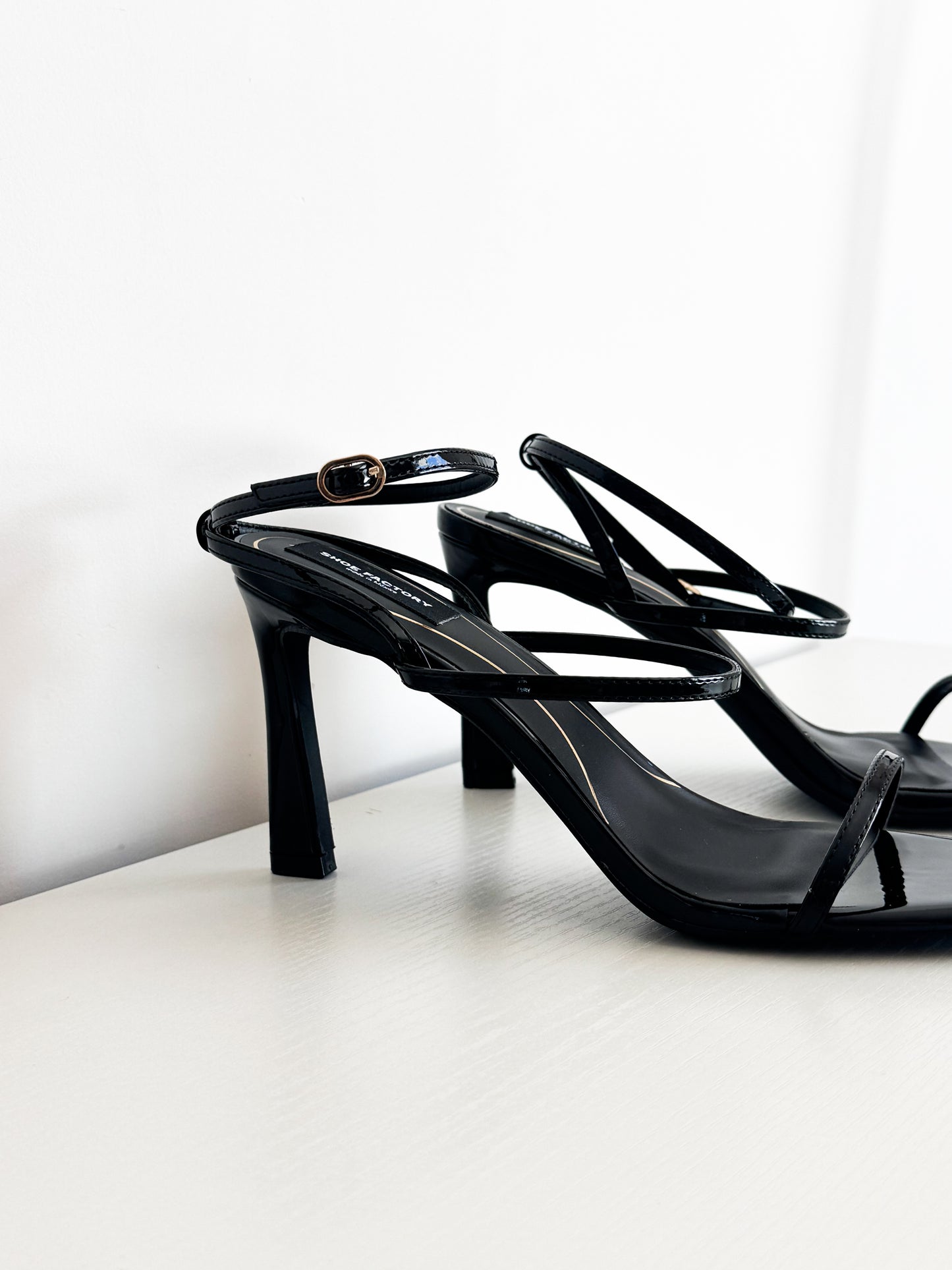 Bailey black (coming soon)