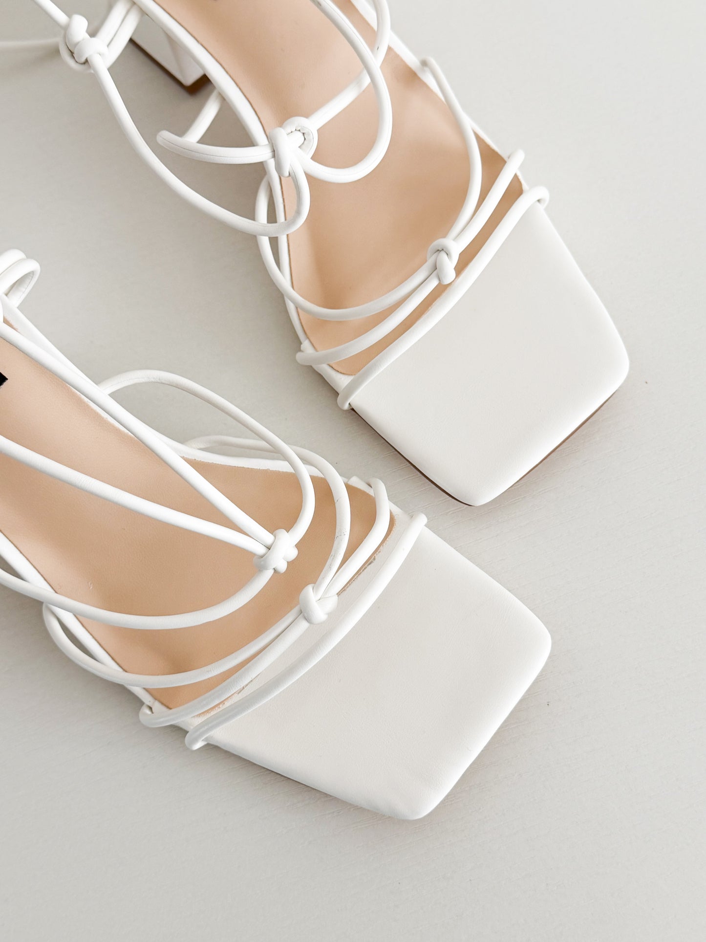 Lasting white