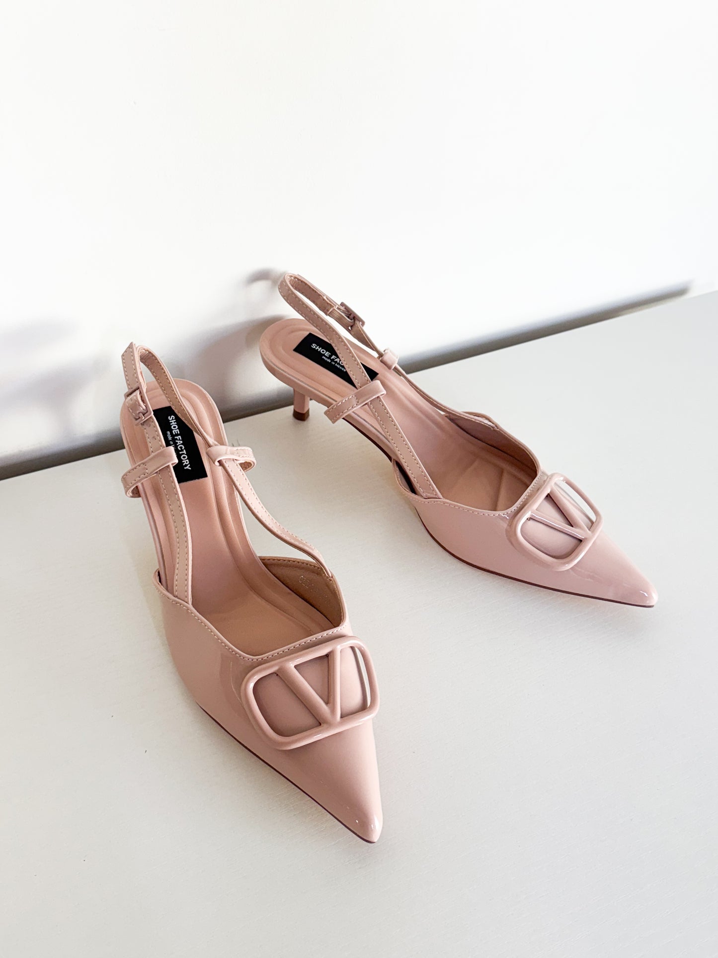 Clementine nude charol