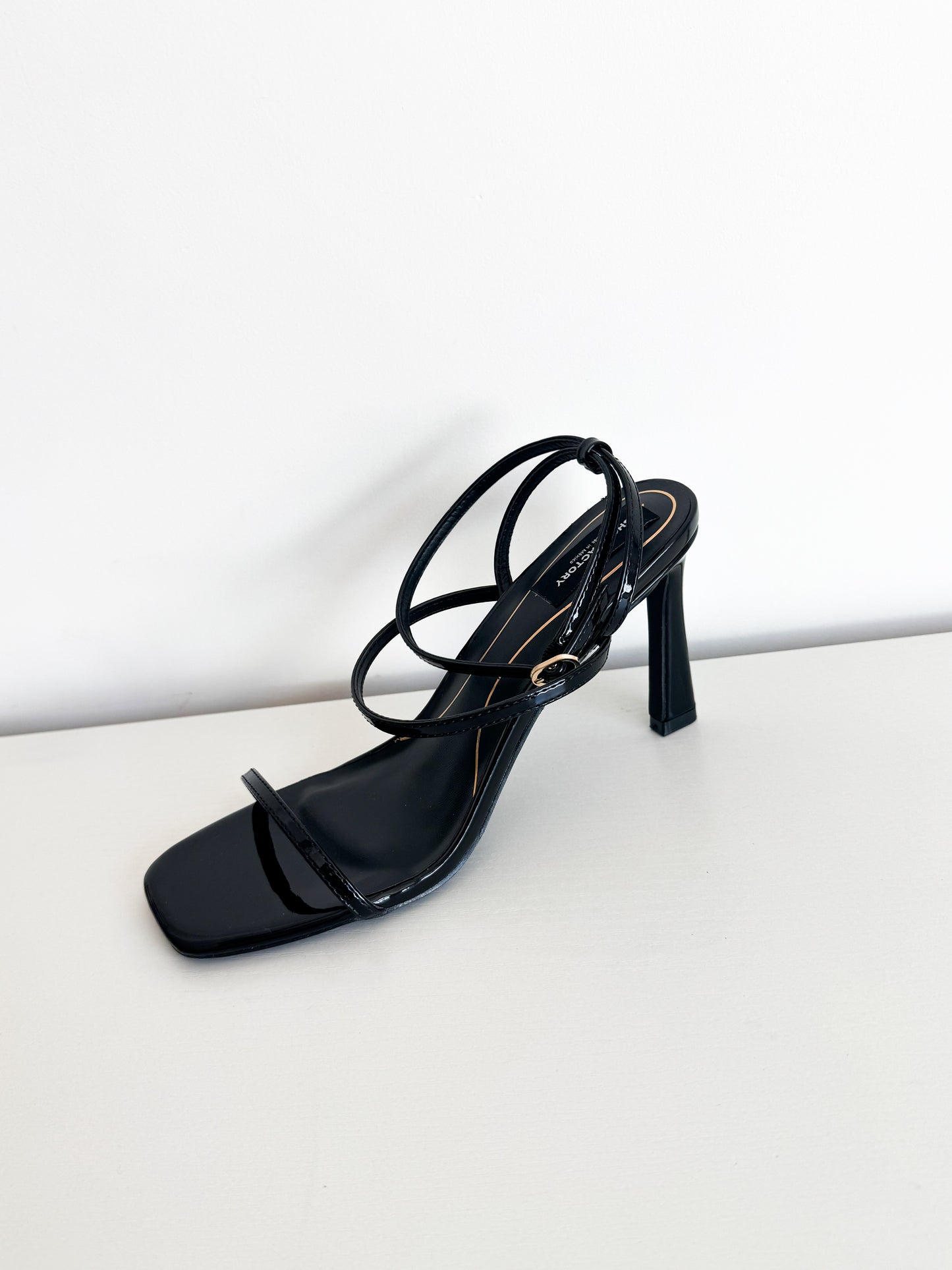 Bailey black (coming soon)