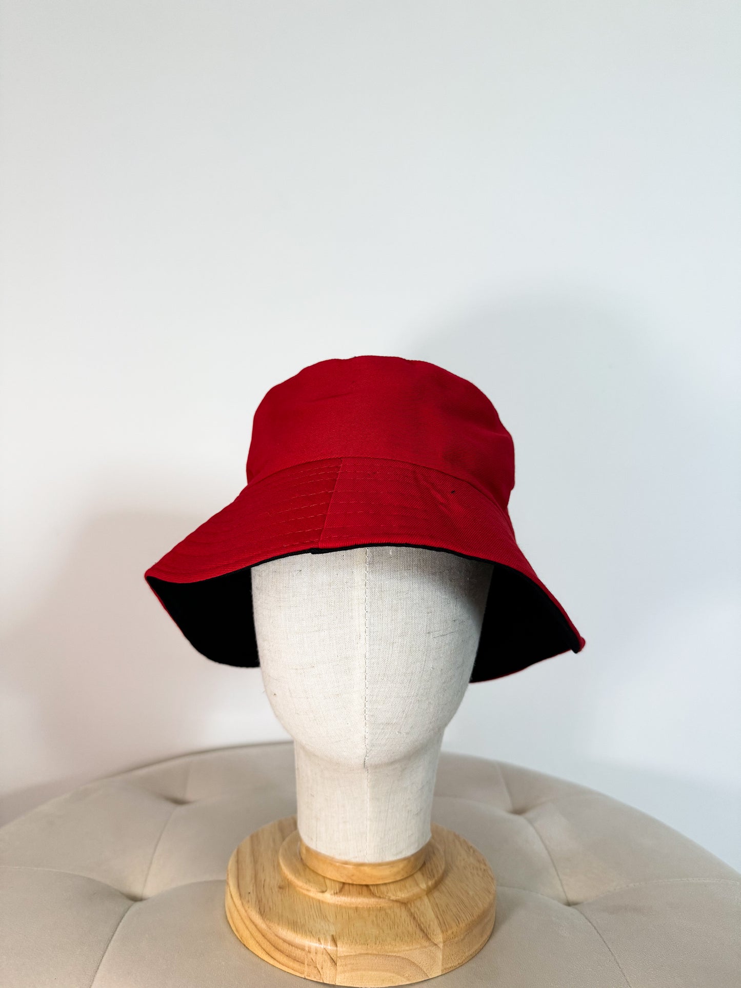 Bucket hat Rojo