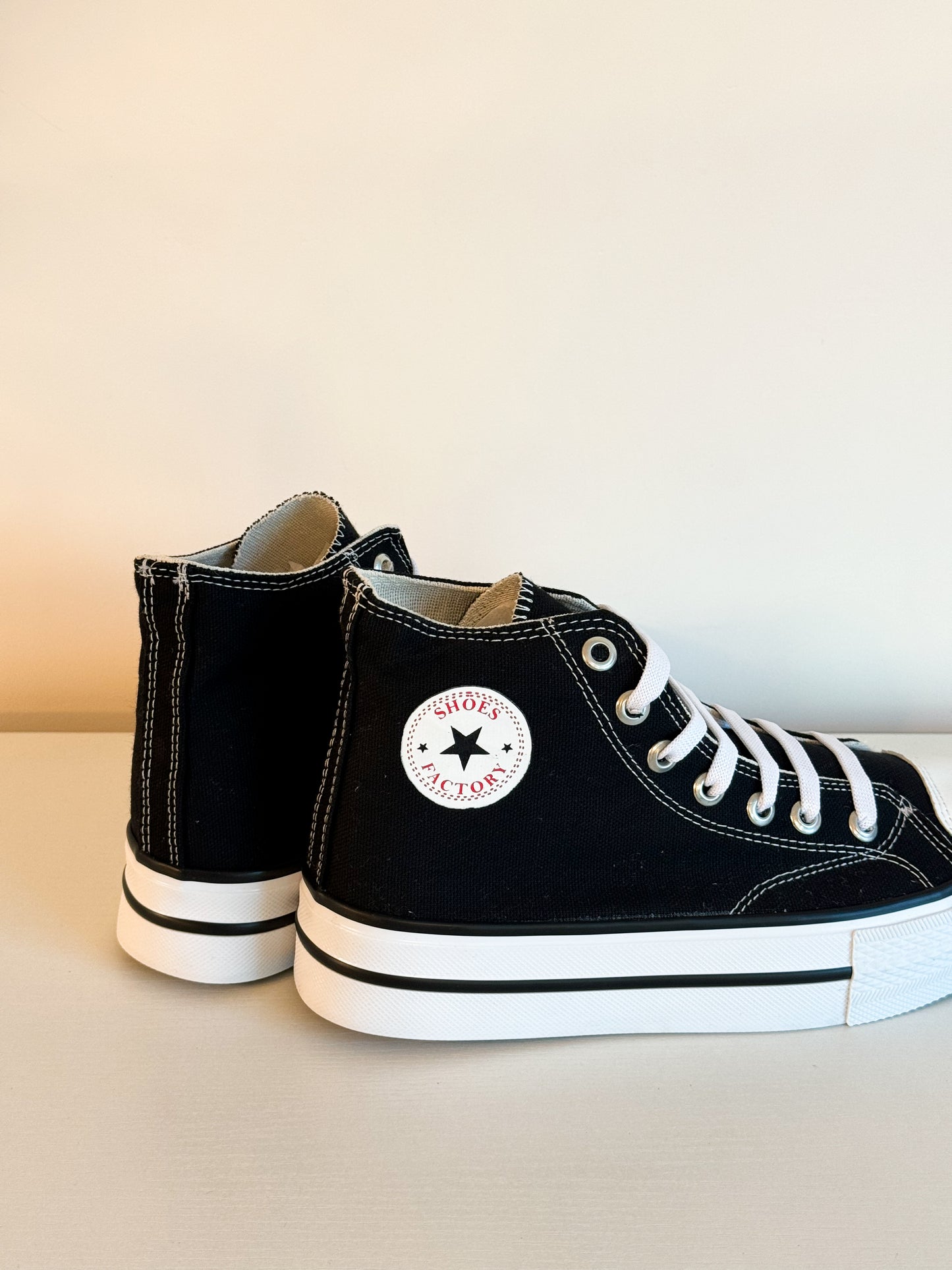 Converse dupe