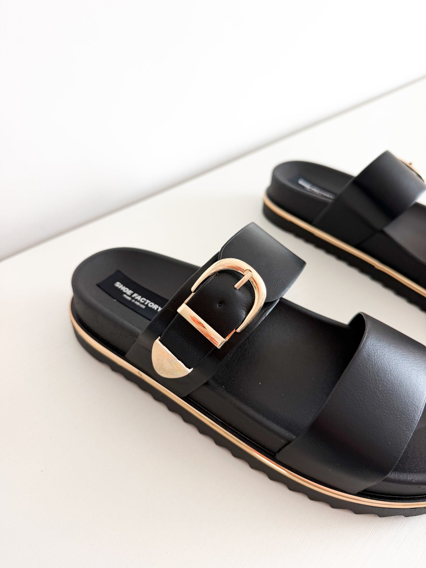 Salable black