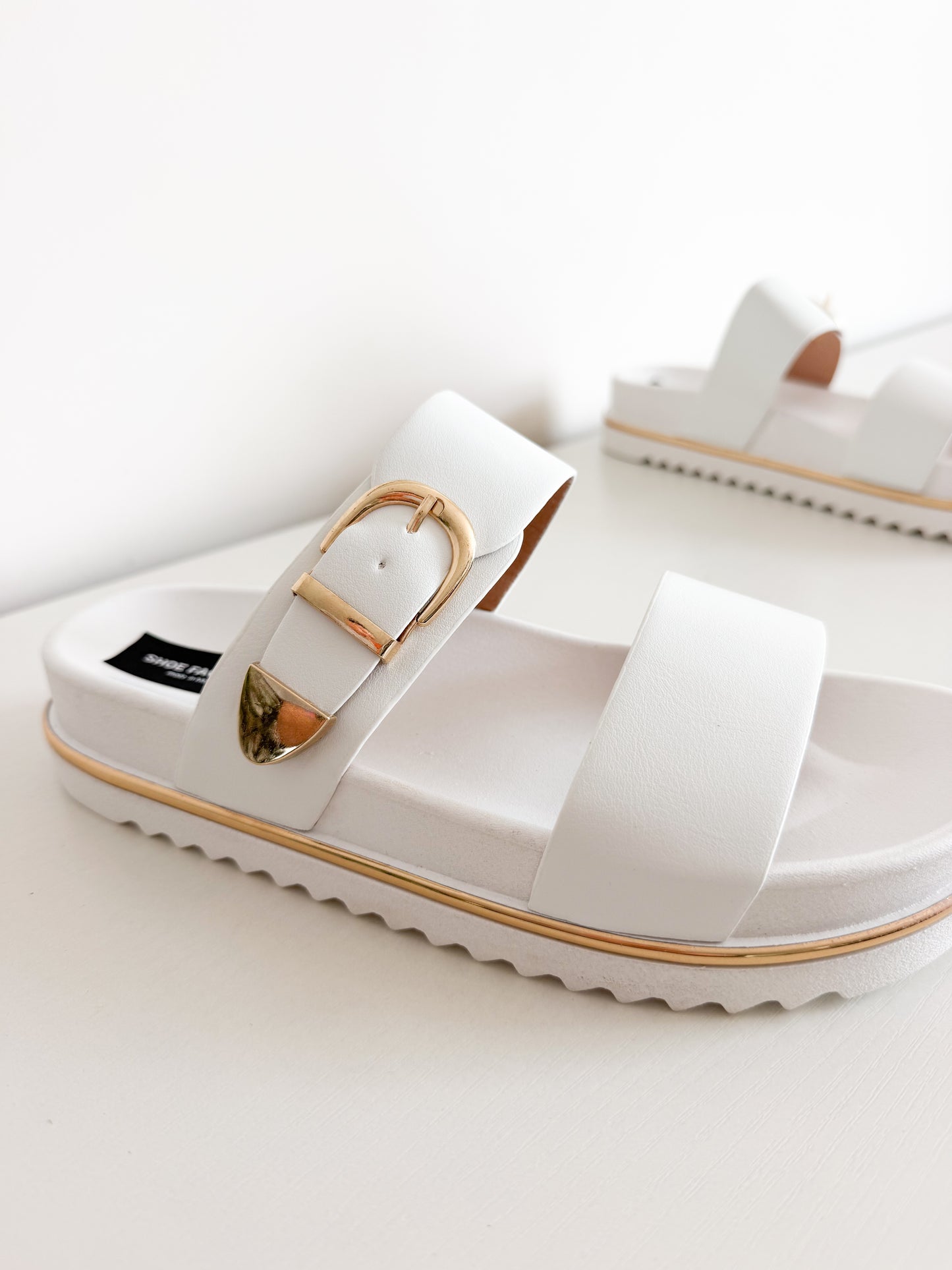 Salable white