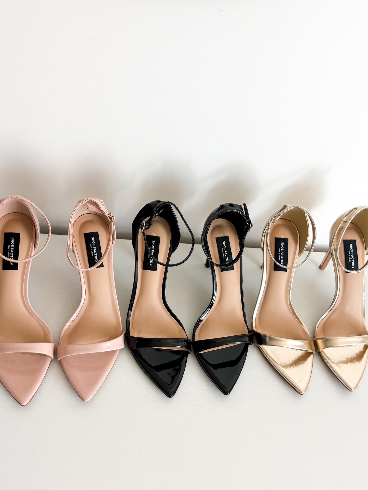 Triangle black