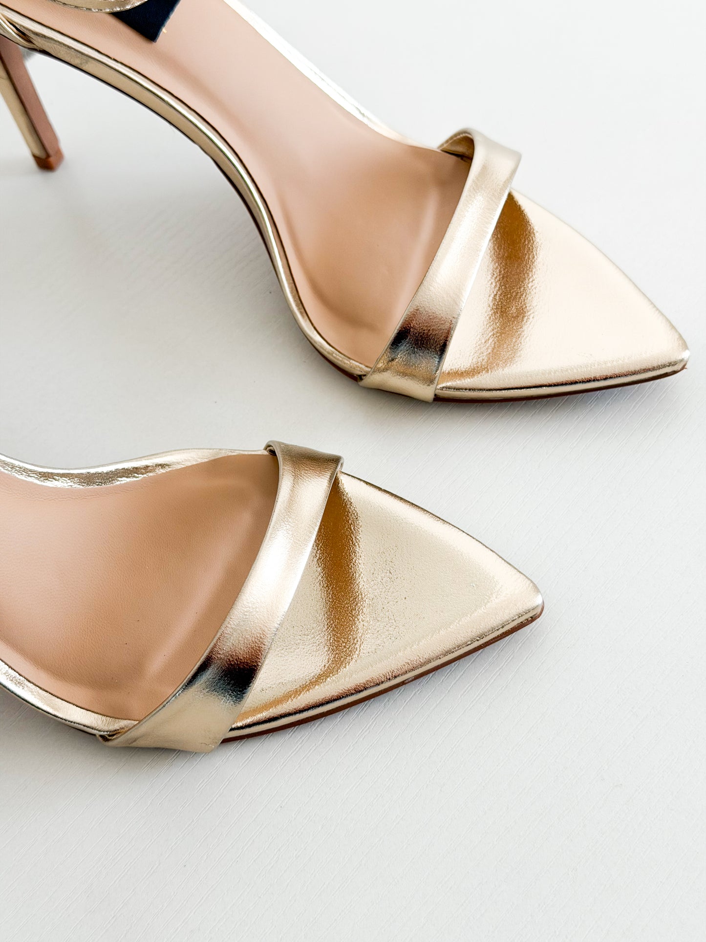 Triangle gold