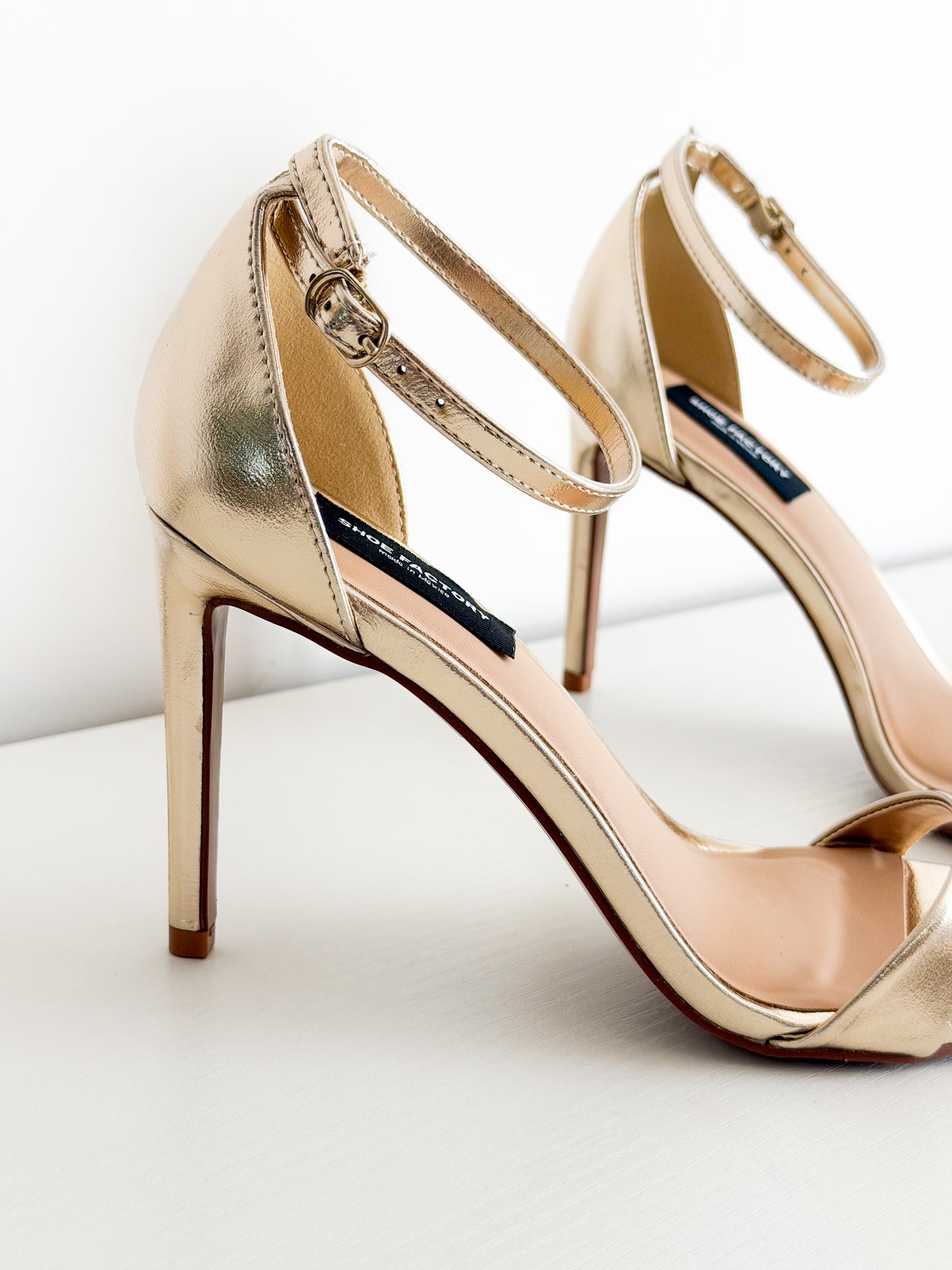 Triangle gold