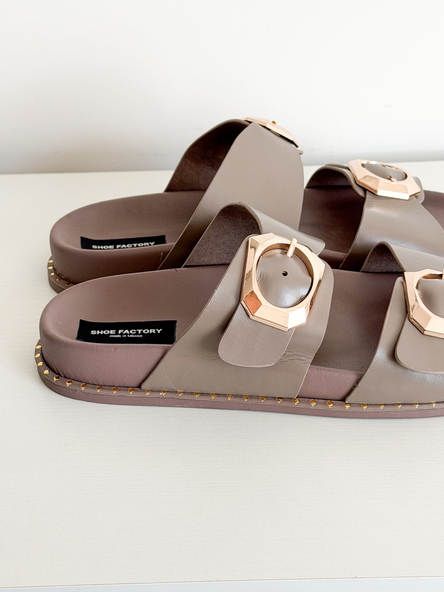 Aperol Taupe