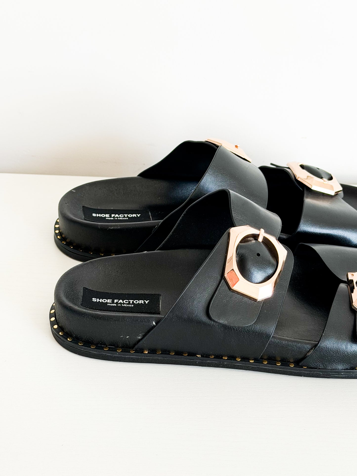 Aperol black