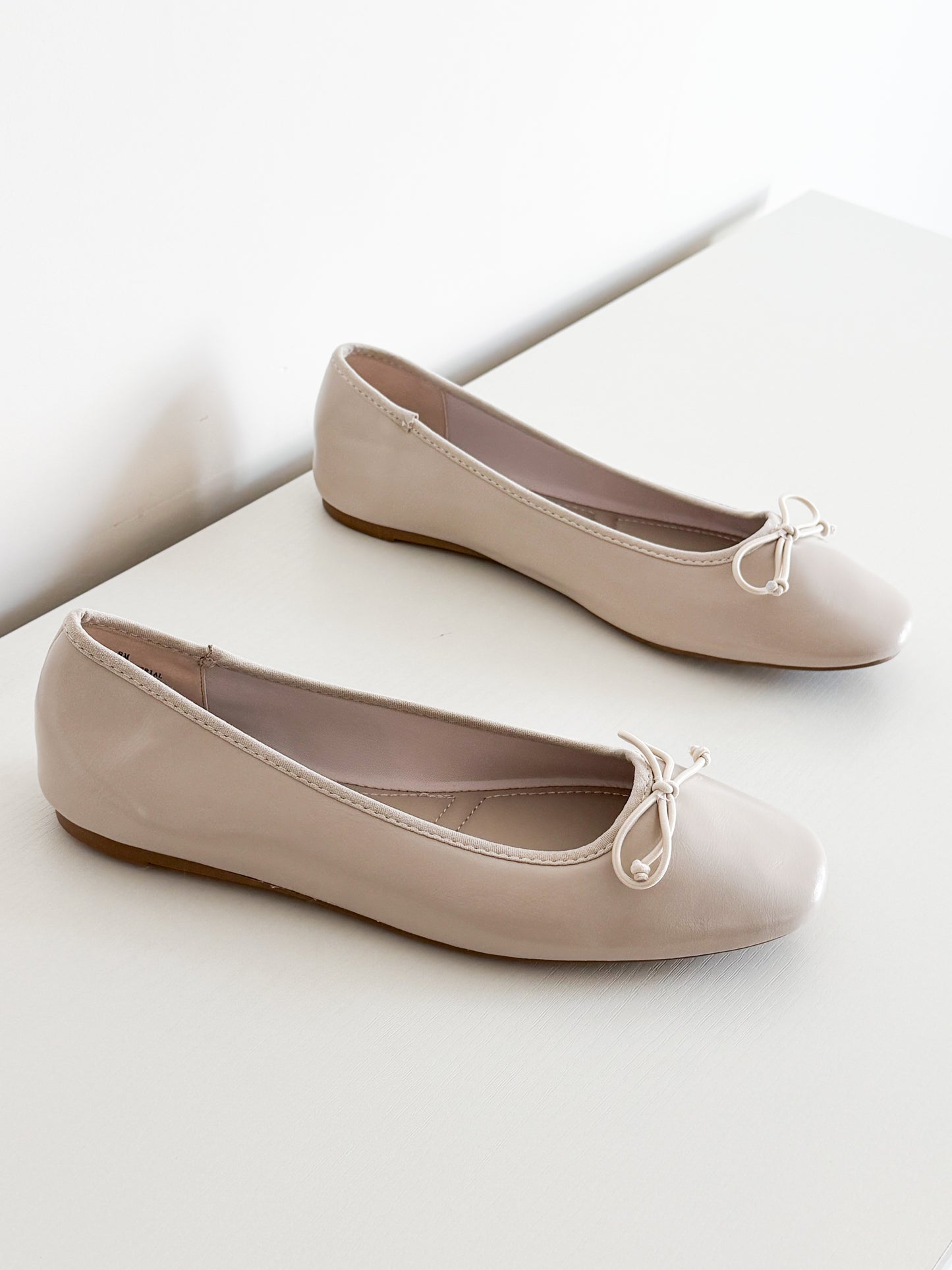 Jax 02 ivory
