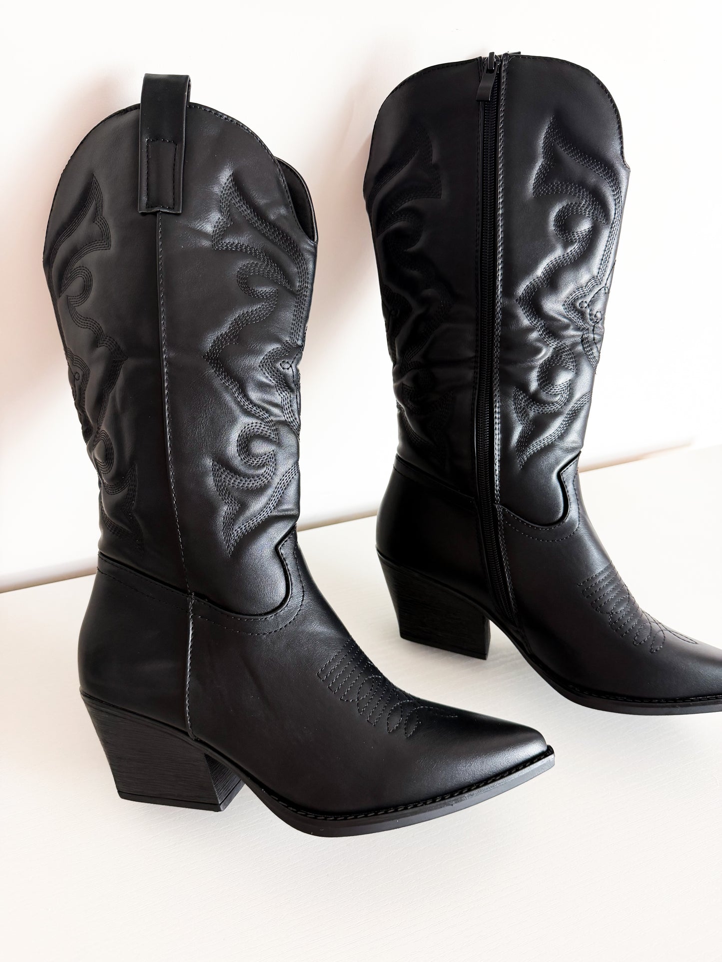 Elk black